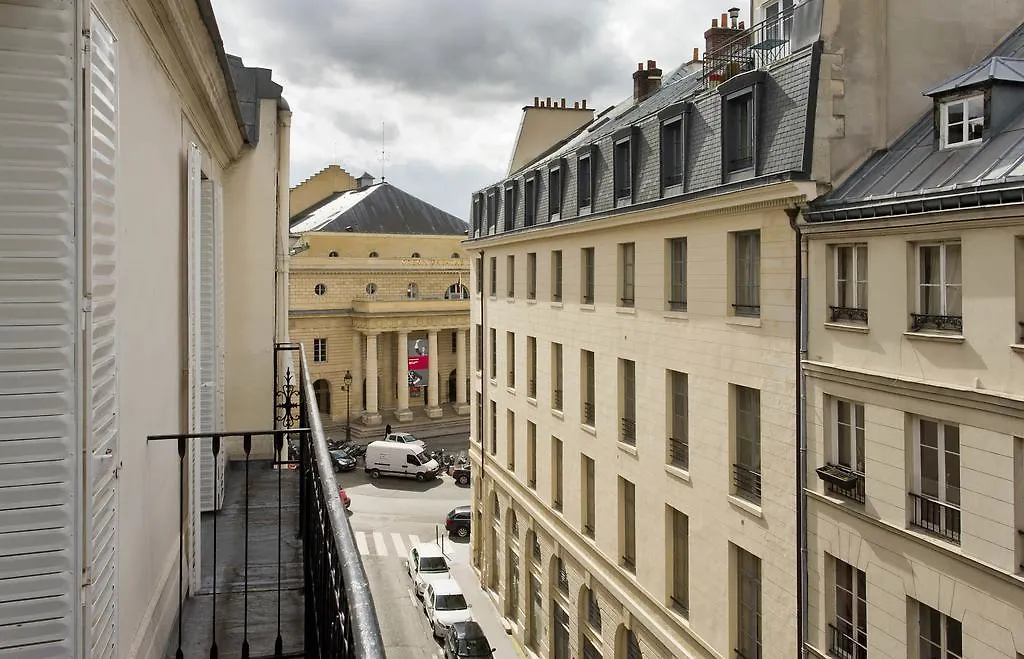 Hotel Grand Des Balcons París